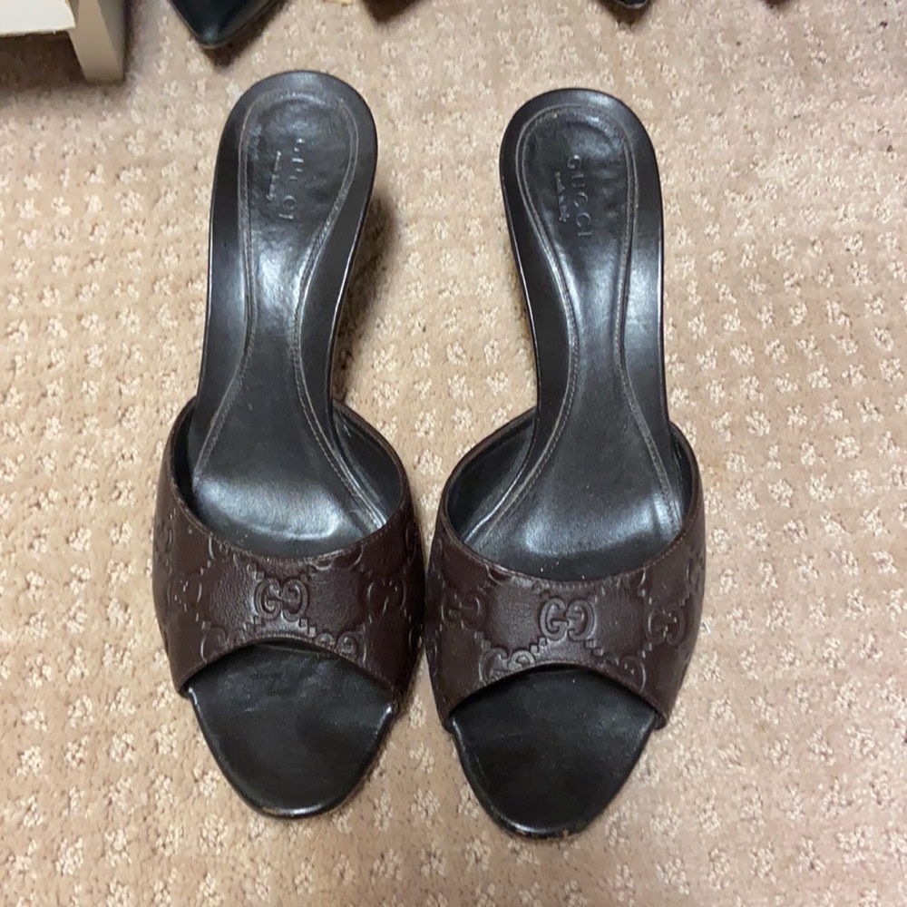 Gucci GG brown mules 38